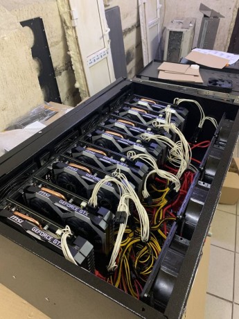 Корпус Cryptone продувной серый с пылевым фильтром на 6, 8, 13 и 15 видеокарт 