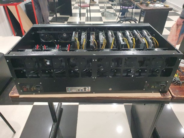 Корпус Cryptone продувной серый с пылевым фильтром на 6, 8, 13 и 15 видеокарт 