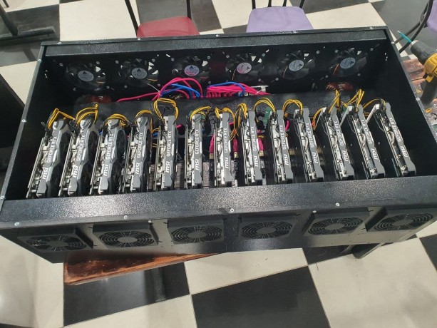 Корпус Cryptone продувной серый с пылевым фильтром на 6, 8, 13 и 15 видеокарт 