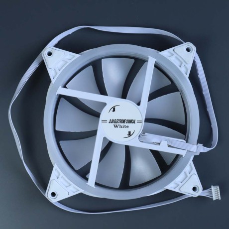 Вентиляторы ARGB 140 мм управляемые c подсветкой белые