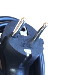 Кабель питания 0.75 мм2, C13 - 1.4 метра 