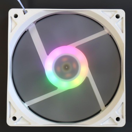 Вентиляторы ARGB низкопрофильные 12020 управляемые 120 мм c подсветкой белые
