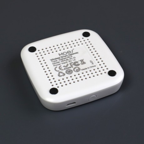 Шлюз MOES Tuya Zigbee 3.0 + Bluetooth + Mesh беспроводной хаб WIFI 